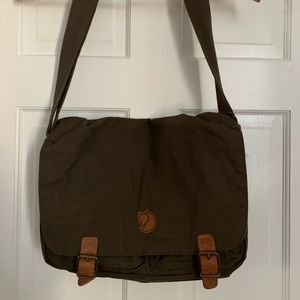 Fjällräven Övik Shoulder Bag